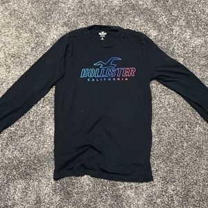 Black men’s long sleeve Hollister shirt